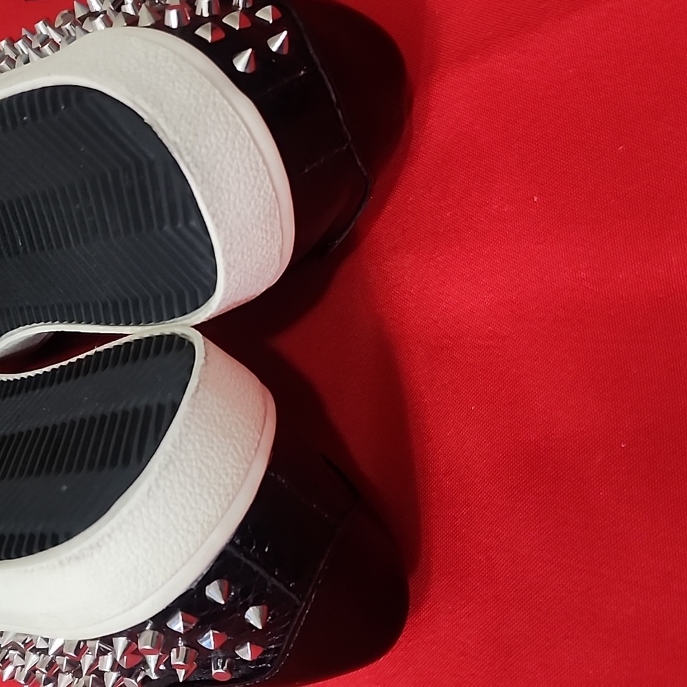 Steve Madden Parka Sneakers - Picture 9 of 10